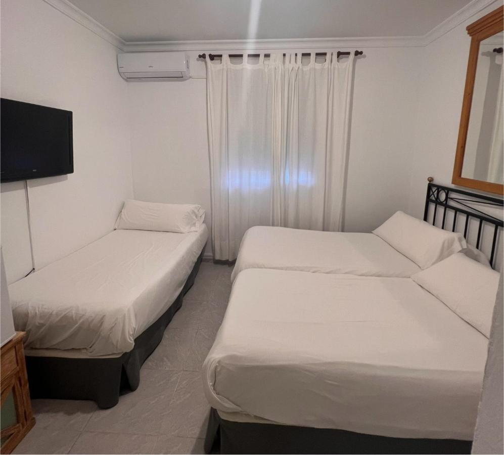 Hostal Playa Hidalgo ロタ エクステリア 写真