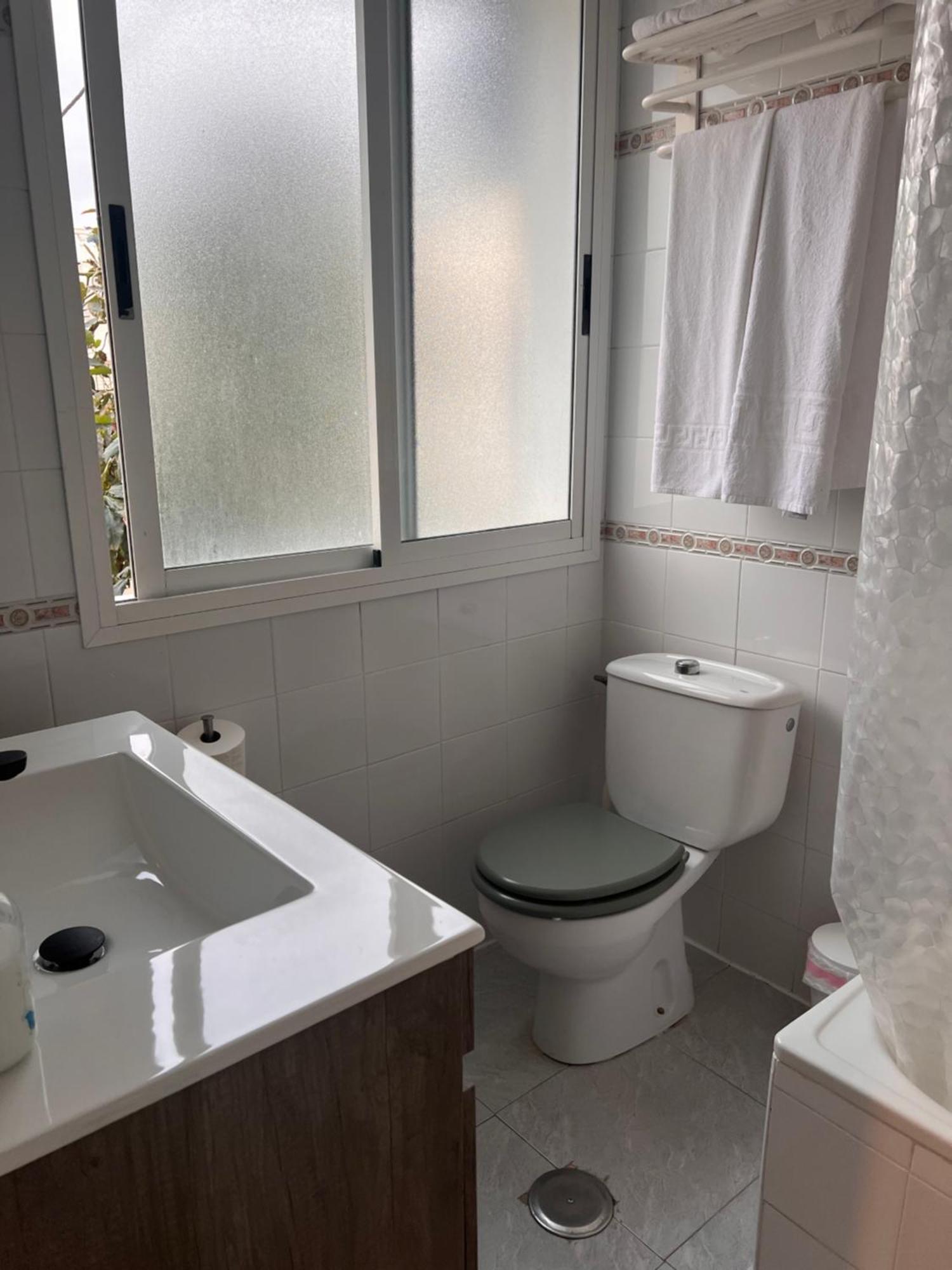 Hostal Playa Hidalgo ロタ エクステリア 写真