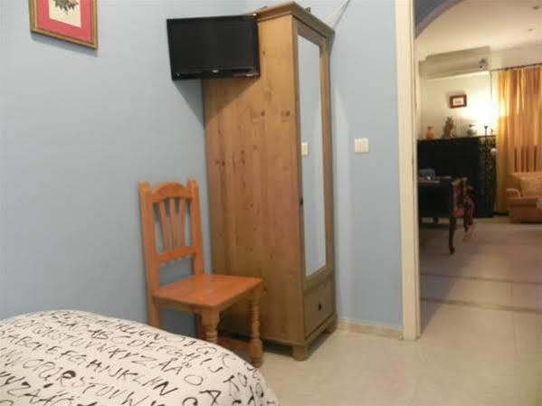 Hostal Playa Hidalgo ロタ エクステリア 写真